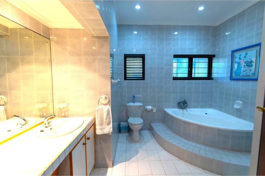 5 Bedroom Property for Sale in St Georges Park Eastern Cape